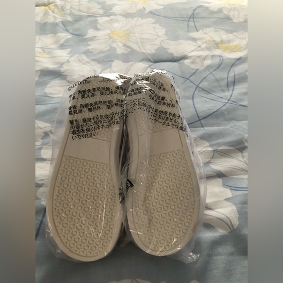 GAP DISNEY MINNIE MOUSE HIGH TOP SNEAKERS Size 10 - Picture 7 of 16